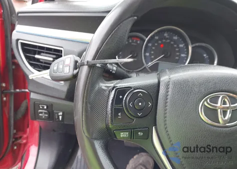 2014 Toyota Corolla Le Premium z USA, uszkodzony, nr VIN 2T1BURHE4EC172787